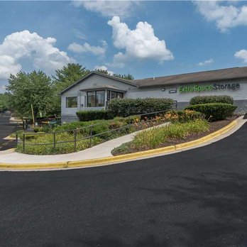 Extra Space Storage - Security Screens - Self Storage Near Me - Germantown, Maryland
