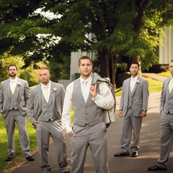 Melluzzo - Formal wear rentals