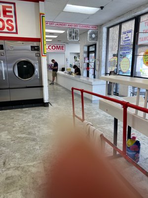 Zapatas Laundry Services