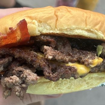 South Pas Smash - Billionaire Bacon Burger - Burgers Near Me - South Pasadena, California