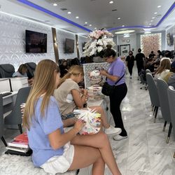 Luxe Nails On Lemmon