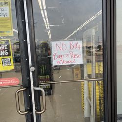 Dollar General - The sign they decided to post saying no big bags and no purses !
