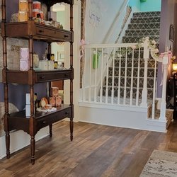 The Parker Grace Tea Room - Stairway leading to the gift shop