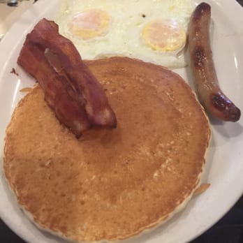 Maureen's Kitchen - Breakfast & Brunch Near Me - Smithtown, New York