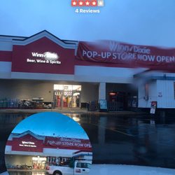 Winn-Dixie - Due to Hurricane, the liquor store selling food , even meat for convenience
