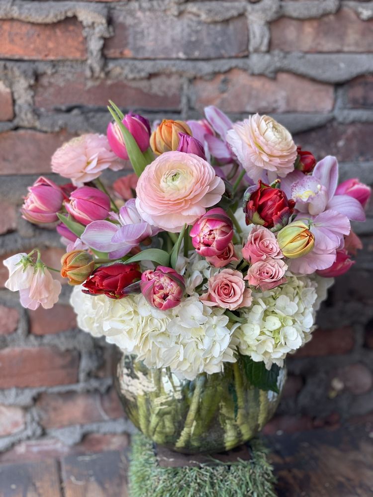 FLOWERS FLOWERS Updated August 2024 11 Photos & 11 Reviews 29