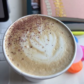 Holsem Coffee - Rose Dusted Vanilla Latte - Coffee & Tea Near Me - San Diego, California