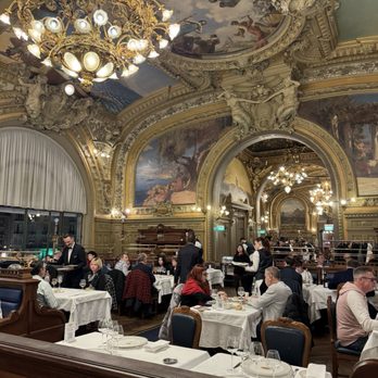 Le Train Bleu - Inside - French Near Me - Paris, 75