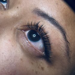 The Nail House - Classic Mascara eyelash extensions