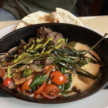 Jack Allen's Kitchen - Steak fundido Skillet - Southern Near Me - Round Rock, Texas