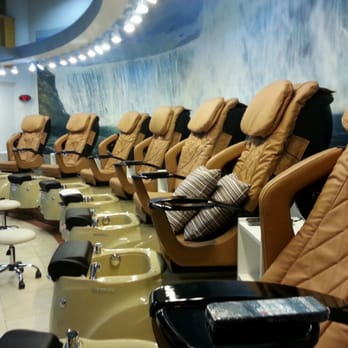 Spaworld - Day Spas Near Me - Orange, Connecticut