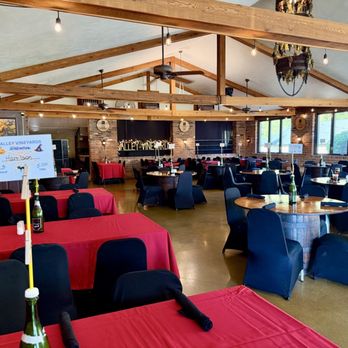 Valley Vineyards - Lovely dining hall. One of two big dining areas - Wineries Near Me - Morrow, Ohio Valley Vineyards - Lovely dining hall. One of two big dining areas - Wineries Near Me - Morrow, Ohio