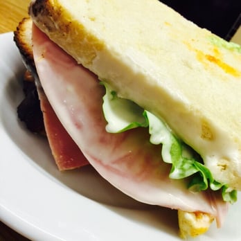 El Eme - Sandwich de jamón. - Delis Near Me - Bilbao, BI