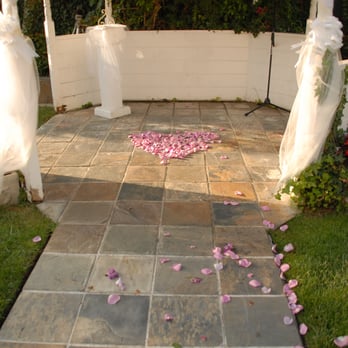 Kimmie's Floral Design - gazebo - Floral Designers Near Me