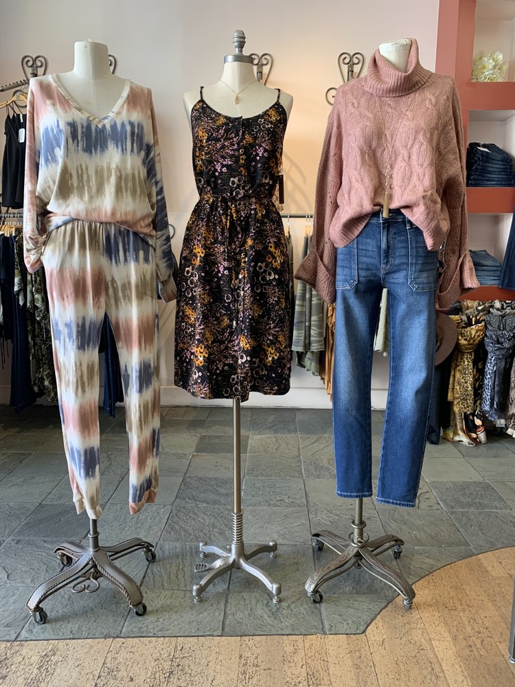 BLUSH BOUTIQUE Updated September 2024 29 Photos & 39 Reviews