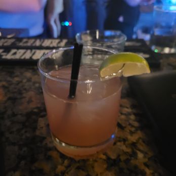 Craft Lounge - Huckleberry Gin and Tonic - Lounges Near Me - Nampa, Idaho