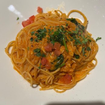 Bernini Honolulu - Granchio Pasta - Italian Near Me - Honolulu, Hawaii