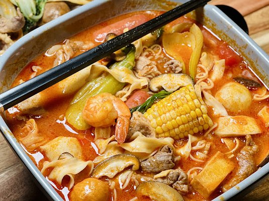 Yang Guo Fu Malatang by null