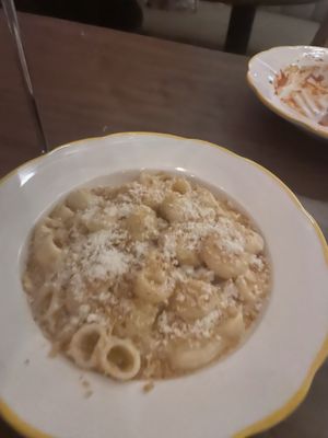 Ziggy's Roman Cafe by null