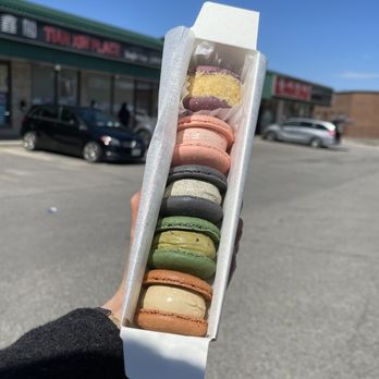Roy & Jay Dessert - Set of 5 Macarons: Honey sweet potato Raspberry Nutella Black sesame Matcha Java Chip Chestnut - Desserts Near Me - Thornhill, Ontario Roy & Jay Dessert - Set of 5 Macarons: Honey sweet potato Raspberry Nutella Black sesame Matcha Java Chip Chestnut - Desserts Near Me - Thornhill, Ontario