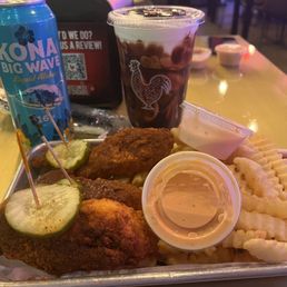 If you want to try different spice levels gets the tenders meal and you can try three levels if you want!  I did mild, medium and spicy.