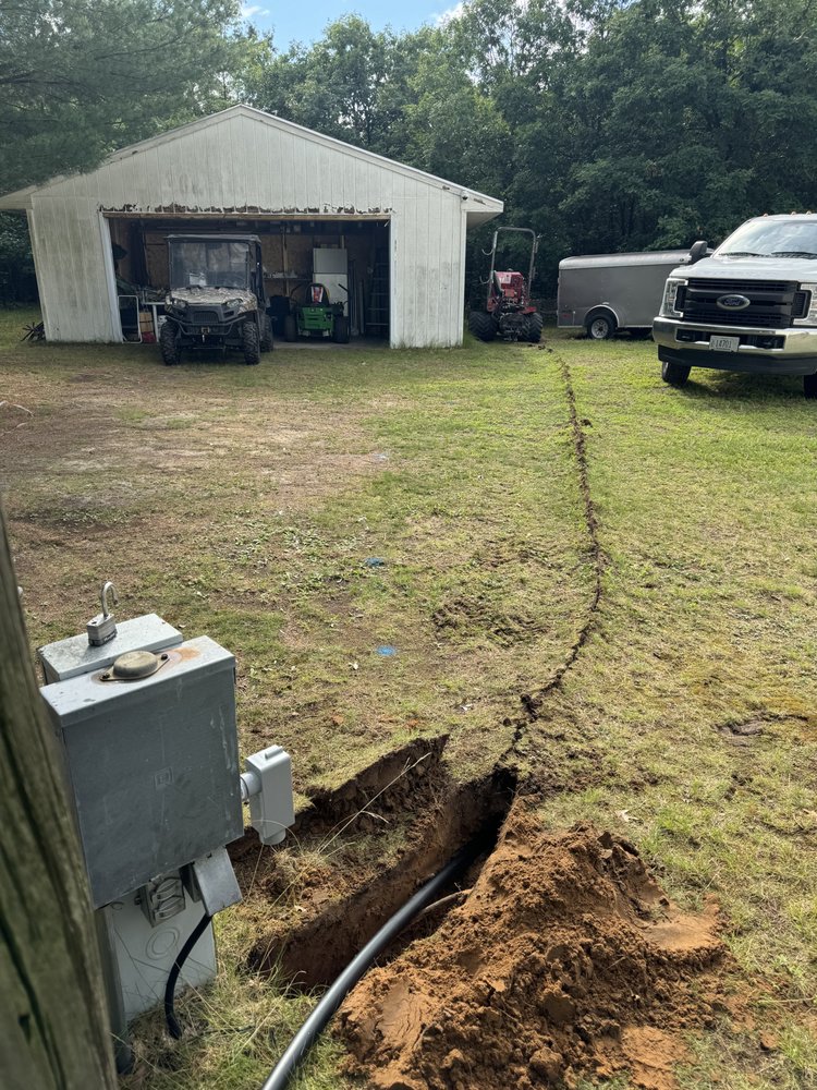 Slide of Red’s Residential Trenching and Boring