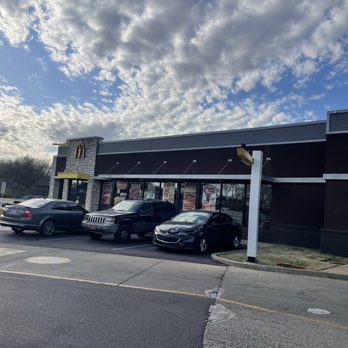 Chick-fil-A - Fast Food Near Me - Lakeland, Tennessee Chick-fil-A - Fast Food Near Me - Lakeland, Tennessee