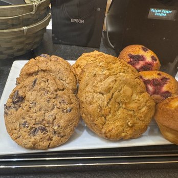 Eric Kayser - OMG Looks great, taste great shops.   Amazing food and pastry here. - Bakeries Near Me - Paris, 75