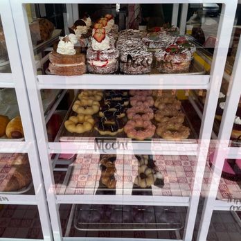 Friendly Donuts - Dossants | ig: @jlr.eats - Donuts Near Me - Orange, California Friendly Donuts - Dossants | ig: @jlr.eats - Donuts Near Me - Orange, California
