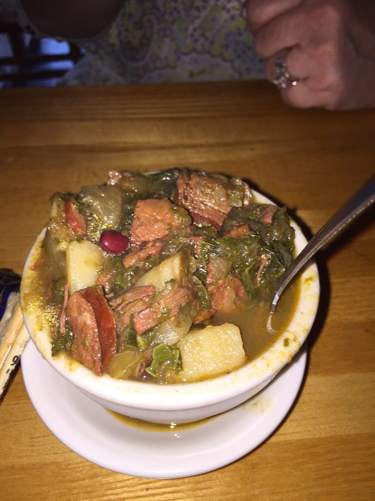 DOG HOUSE RESTAURANT TEMP. CLOSED Updated October 2024 14 Reviews