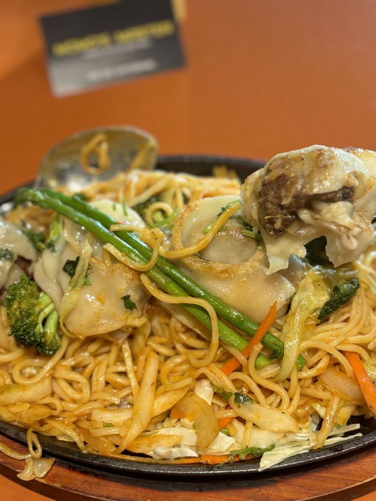 Food from Momo's Master