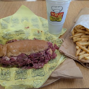 The Hat - Feeds 2 people. So yummy. - Burgers Near Me - Las Vegas, Nevada The Hat - Feeds 2 people. So yummy. - Burgers Near Me - Las Vegas, Nevada