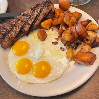 Bill's Cafe - Breakfast & Brunch Near Me - Fremont, California Bill's Cafe - Breakfast & Brunch Near Me - Fremont, California