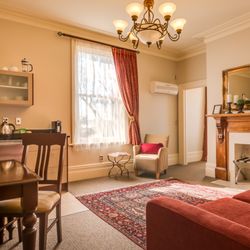 Merivale Manor