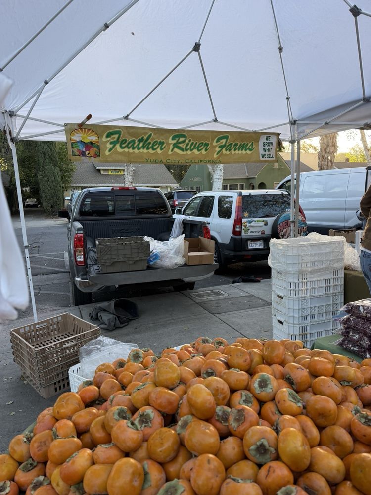 Feather River Farms Logo