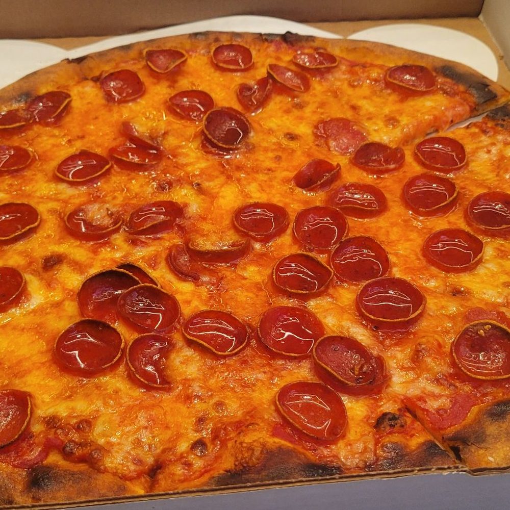 Posto Pizza - Pepperoni pizza - Pizza Near Me - Celebration, Florida Posto Pizza - Pepperoni pizza - Pizza Near Me - Celebration, Florida