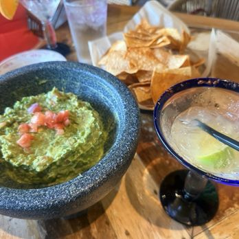 Rocco's Tacos & Tequila Bar - Guacamole w/ Chips - Mexican Near Me - Orlando, Florida Rocco's Tacos & Tequila Bar - Guacamole w/ Chips - Mexican Near Me - Orlando, Florida
