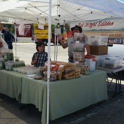 Farmer's Market Old Elk Grove - Organic snacks