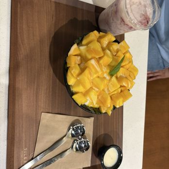Sul & Beans - Mango bingsoo with strawberry milk - Shaved Ice Near Me - Granada Hills, California