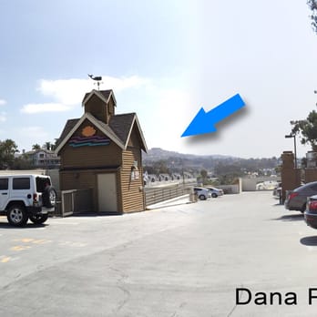 Stacks Pancake House - Rooftop Parking - Stairs (Blue arrow) - Breakfast & Brunch Near Me - Dana Point, California