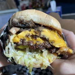 Double smash with mushrooms and American cheese