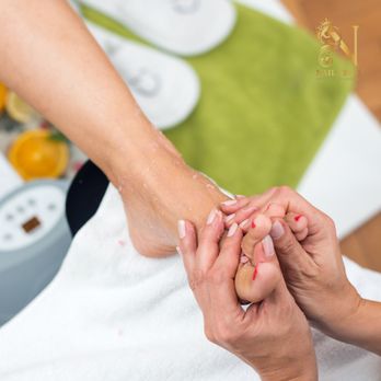Nail Tech - Nail Salons Near Me - Evansville, Indiana