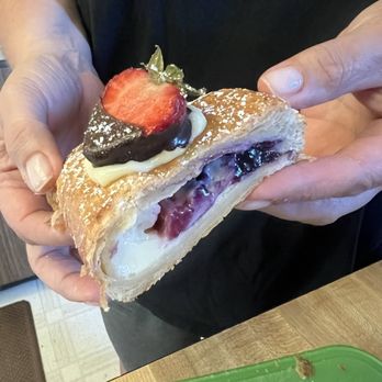 Gran Milan - Pizza Near Me - Richmond, California Gran Milan - Pizza Near Me - Richmond, California