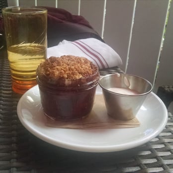 Beacon Quality Eats - Peach Blueberry Crumble - American Near Me - Beacon, New York Beacon Quality Eats - Peach Blueberry Crumble - American Near Me - Beacon, New York