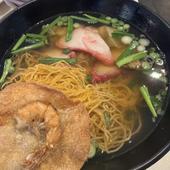 LHK Noodle Bar - Wonton soup - Chinese Near Me - San Diego, California LHK Noodle Bar - Wonton soup - Chinese Near Me - San Diego, California