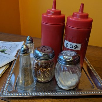 Da Venezia Gourmet Pizza - Condiments to put on your pizza - Pizza Near Me - Toronto, Ontario Da Venezia Gourmet Pizza - Condiments to put on your pizza - Pizza Near Me - Toronto, Ontario