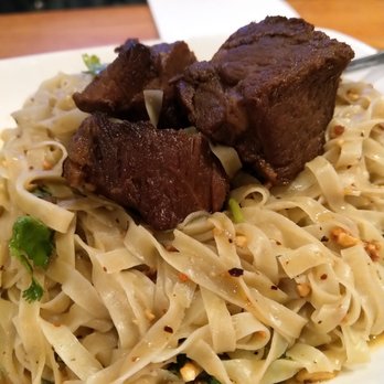 Pestle Rock - Ba Mee Hang Muutoon - Thai Near Me - Seattle, Washington