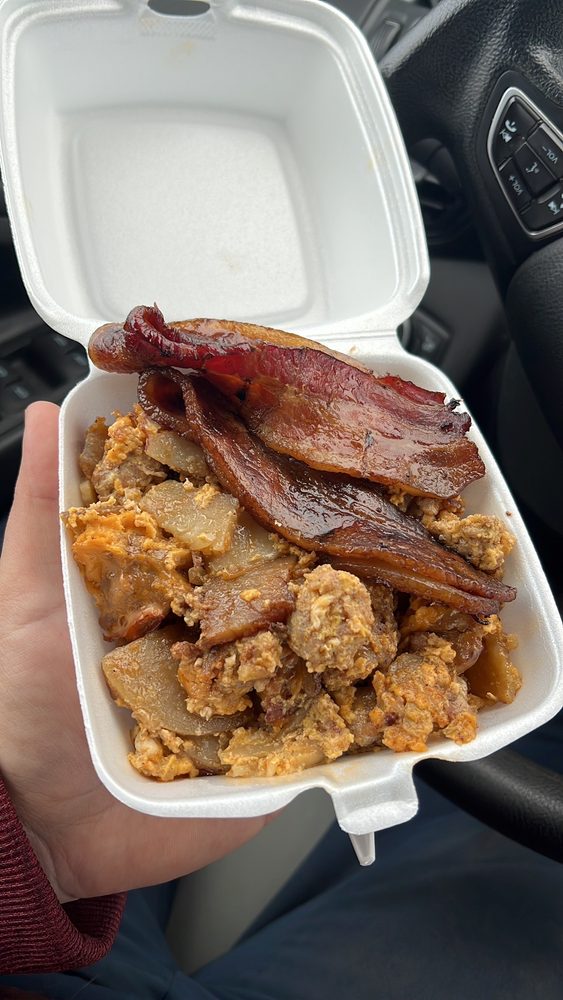 FAT RUSS’ BBQ Updated August 2024 Waynesboro, Pennsylvania Food