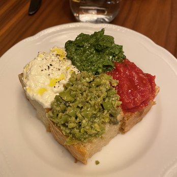 Bar Enza - Focaccia squares - Italian Near Me - Cambridge, Massachusetts