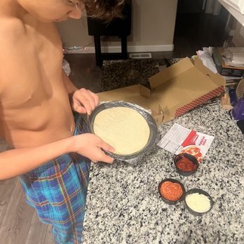 Papa Murphy's - My son setting up his DIY pizza kit :) this was fun and super easy - Pizza Near Me - West Sacramento, California Papa Murphy's - My son setting up his DIY pizza kit :) this was fun and super easy - Pizza Near Me - West Sacramento, California